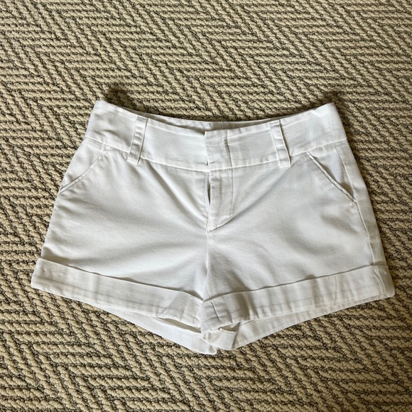 Alice and Oliva shorts - Picture 2 of 2